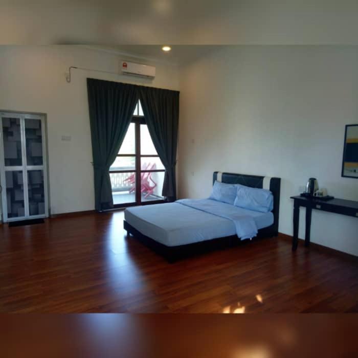 Andalus Beach Residence Marang Buitenkant foto